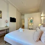 Appartement Charme Et Volupté à République Paris