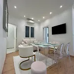 Appartement Charme Et Volupté à République