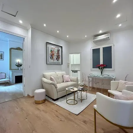 Charme Et Volupte A Republique Apartament *