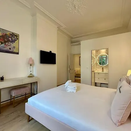 Apartament Charme Et Volupte A Republique