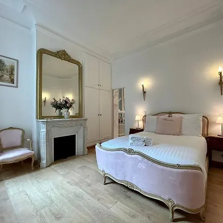 Apartament Charme Et Volupte A Republique *